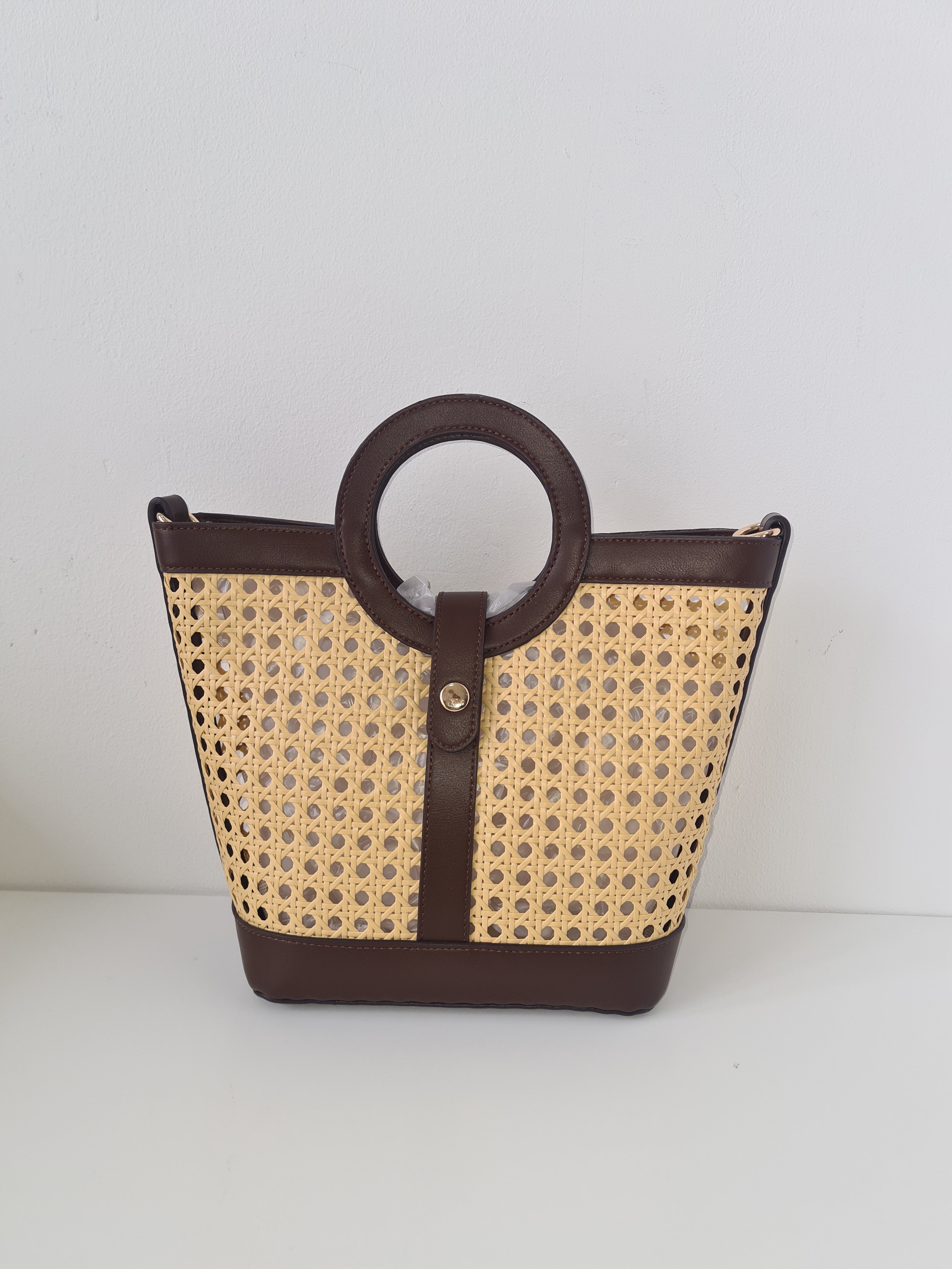 Bolso de rafia asa redonda
