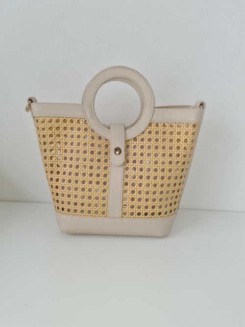 Bolso de rafia asa redonda