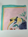 PAÑUELO TUCAN ROSA Y VERDE