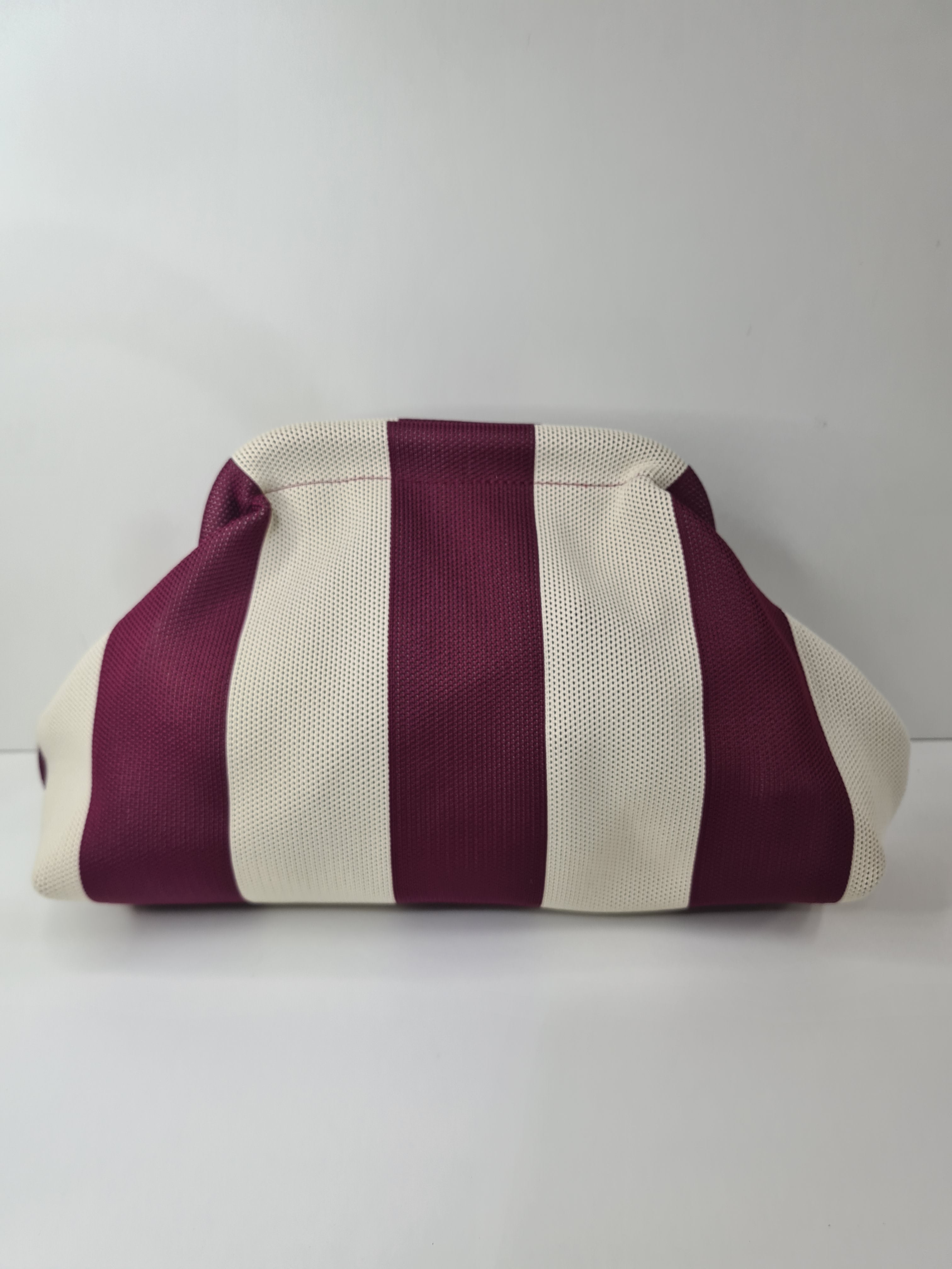 BOLSO DE MANO RAYAS